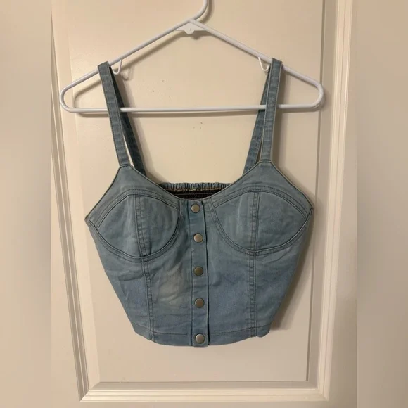 Forever 21 Light Blue Denim Crop Top size Large stretchy back - Picture 1 of 3
